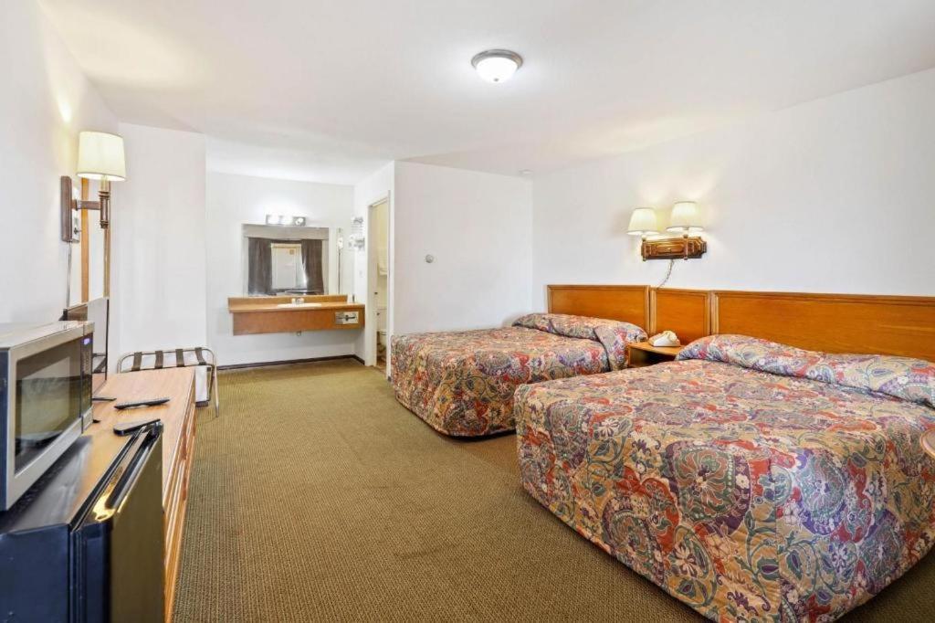 Hotel O Oskaloosa - Hwy 63/92 Buitenkant foto