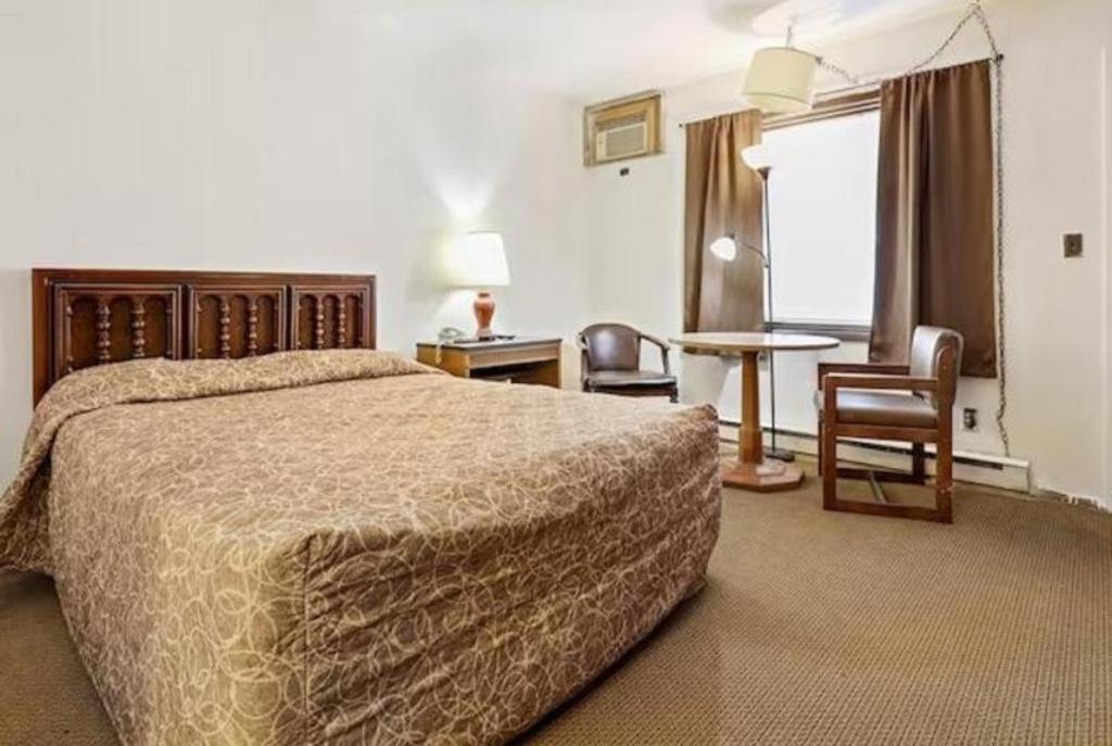 Hotel O Oskaloosa - Hwy 63/92 Buitenkant foto